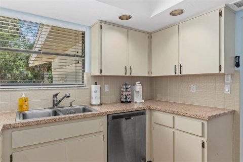 Casa en venta en Homosassa, Florida, 3 dormitorios, 132.85 m2 № 2132471 - foto 20