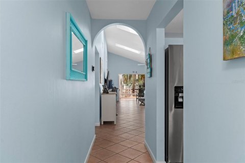 Casa en venta en Homosassa, Florida, 3 dormitorios, 132.85 m2 № 2132471 - foto 6