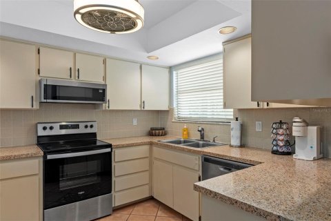 Casa en venta en Homosassa, Florida, 3 dormitorios, 132.85 m2 № 2132471 - foto 19