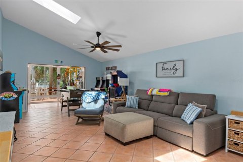 Casa en venta en Homosassa, Florida, 3 dormitorios, 132.85 m2 № 2132471 - foto 8