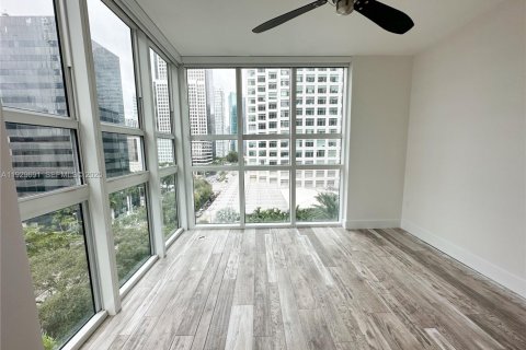 Condo in Miami, Florida, 1 bedroom № 1988579 - photo 8