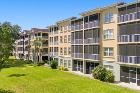 Condo in Palm Coast, Florida, 2 bedrooms  № 2352437 - photo 17