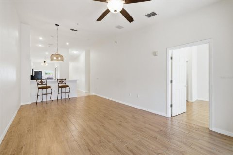 Condo in Palm Coast, Florida, 2 bedrooms  № 2352437 - photo 28