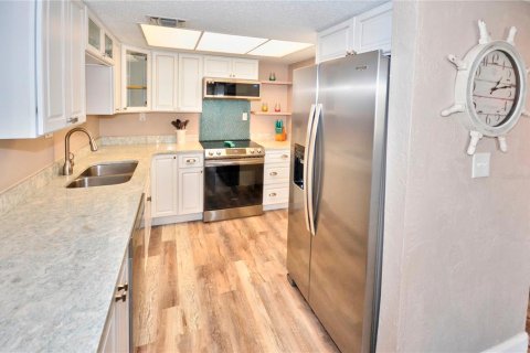 Condominio en venta en New Smyrna Beach, Florida, 2 dormitorios, 87.7 m2 № 1318253 - foto 4