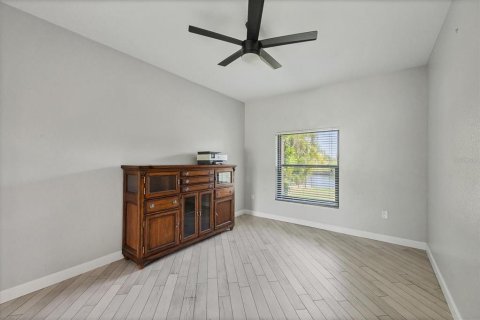 House in Port Charlotte, Florida 4 bedrooms, 283.91 sq.m. № 1815145 - photo 6