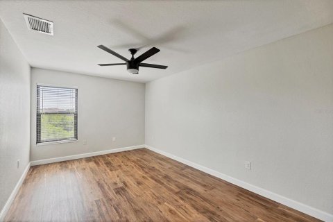 House in Port Charlotte, Florida 4 bedrooms, 283.91 sq.m. № 1815145 - photo 22