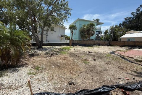 Land in Treasure Island, Florida № 2112628 - photo 3