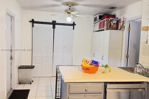 Купить виллу или дом в Катлер-Бей, Флорида 1 комната, 141.03м2, № 2049116 - фото 22