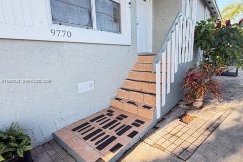 Купить виллу или дом в Катлер-Бей, Флорида 1 комната, 141.03м2, № 2049116 - фото 8