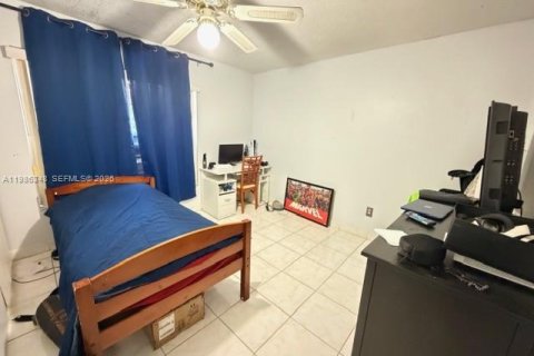 Купить виллу или дом в Катлер-Бей, Флорида 1 комната, 141.03м2, № 2049116 - фото 23