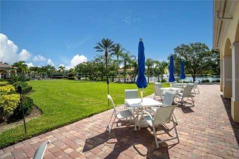 Townhouse in Sarasota, Florida 3 bedrooms, 155.33 sq.m. № 1882860 - photo 19