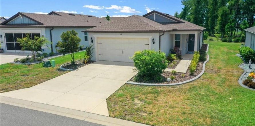 Villa ou maison à Ocala, Floride 4 chambres, 147.06 m2 № 1869111