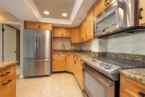 Condo in Saint Petersburg, Florida, 2 bedrooms  № 1772123 - photo 6