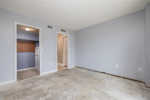 Condo in Saint Petersburg, Florida, 2 bedrooms  № 1772123 - photo 18