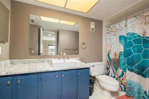 Condo in Saint Petersburg, Florida, 2 bedrooms  № 1772123 - photo 15
