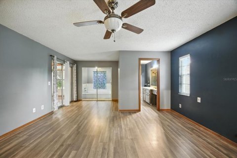 House in Homosassa, Florida 3 bedrooms, 205.13 sq.m. № 1908810 - photo 10