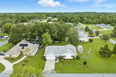 House in Homosassa, Florida 3 bedrooms, 205.13 sq.m. № 1908810 - photo 3