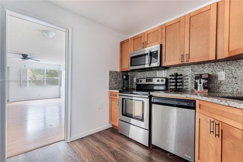Copropriété à vendre à Lauderhill, Floride: 2 chambres, 102.66 m2 № 1864868 - photo 9
