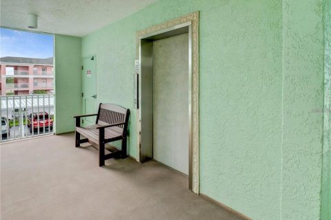 Снять в аренду кондоминиум в Пунта-Горда, Флорида 2 комнаты, 92.53м2, № 1001995 - фото 4