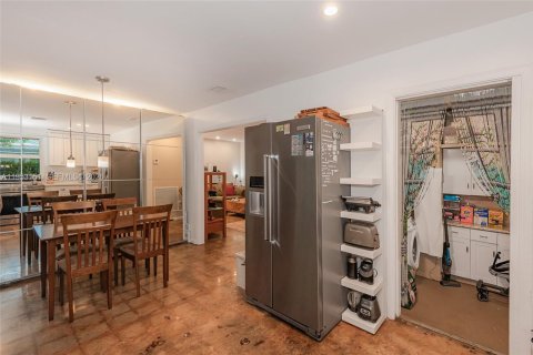 Villa ou maison à vendre à North Miami, Floride: 3 chambres, 118.64 m2 № 2007693 - photo 13