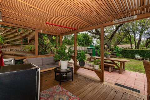 Villa ou maison à vendre à North Miami, Floride: 3 chambres, 118.64 m2 № 2007693 - photo 25