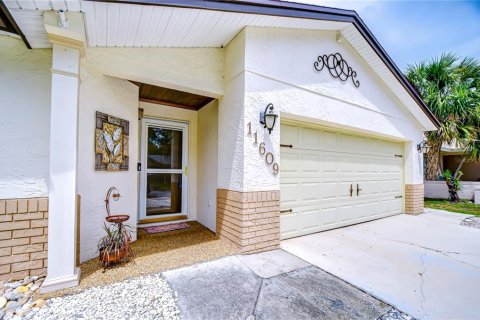 House in Tampa, Florida 2 bedrooms, 127.93 sq.m. № 1843518 - photo 6