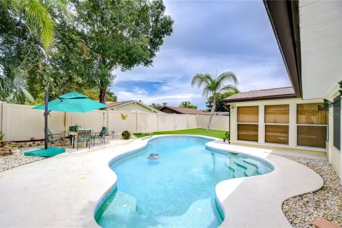 House in Tampa, Florida 2 bedrooms, 127.93 sq.m. № 1843518 - photo 16