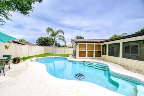 House in Tampa, Florida 2 bedrooms, 127.93 sq.m. № 1843518 - photo 15