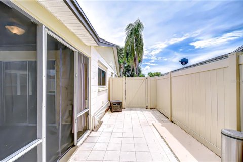 House in Tampa, Florida 2 bedrooms, 127.93 sq.m. № 1843518 - photo 11