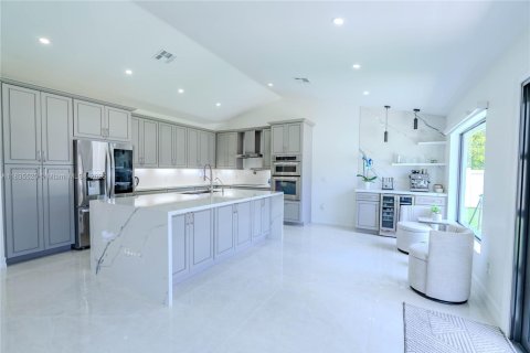 Villa ou maison à vendre à Port St. Lucie, Floride: 5 chambres, 187.2 m2 № 1818332 - photo 25