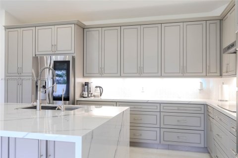 Villa ou maison à vendre à Port St. Lucie, Floride: 5 chambres, 187.2 m2 № 1818332 - photo 20
