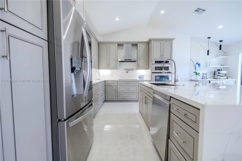 Villa ou maison à vendre à Port St. Lucie, Floride: 5 chambres, 187.2 m2 № 1818332 - photo 22