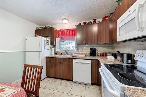 Copropriété à vendre à New Port Richey, Floride: 2 chambres, 102.19 m2 № 1788981 - photo 13