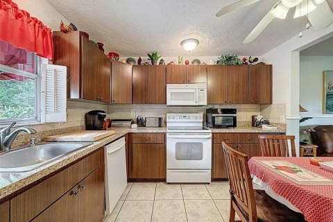 Copropriété à vendre à New Port Richey, Floride: 2 chambres, 102.19 m2 № 1788981 - photo 14