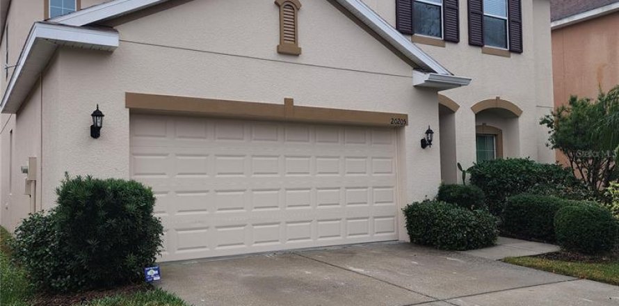 Casa en Tampa, Florida 5 dormitorios, 286.05 m2 № 1908758