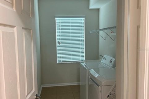 Villa ou maison à louer à Tampa, Floride: 5 chambres, 286.05 m2 № 1908758 - photo 25