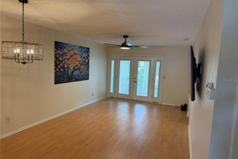 House in Dunedin, Florida 2 bedrooms, 81.29 sq.m. № 2316500 - photo 16