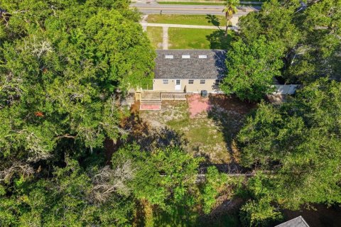 House in DeLand, Florida 3 bedrooms, 107.02 sq.m. № 2287644 - photo 29