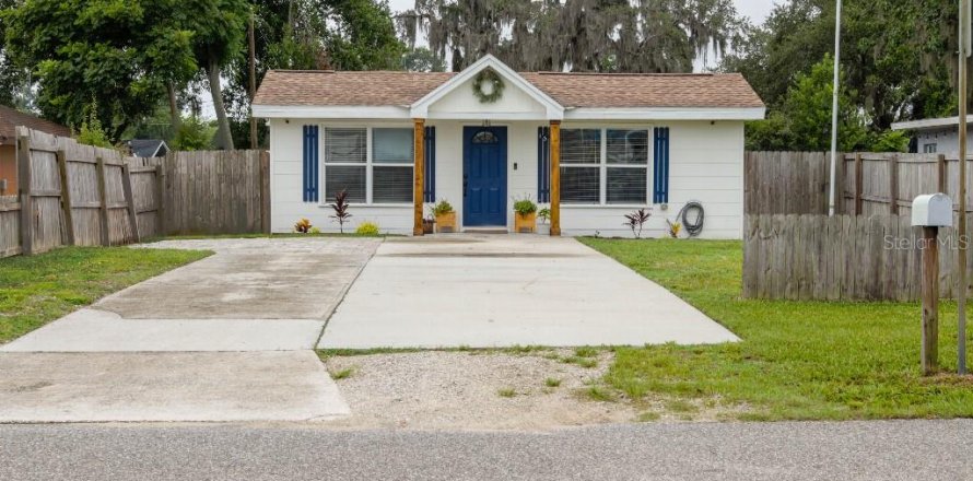 Casa en Clermont, Florida 1 dormitorio, 70.23 m2 № 1843249