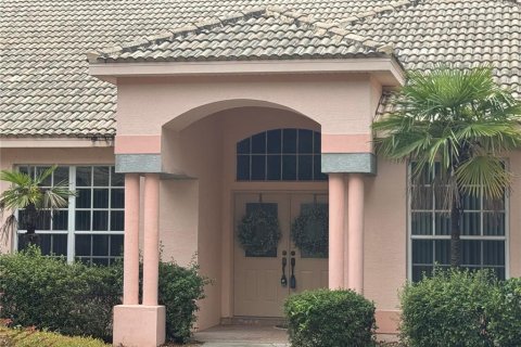 House in Spring Hill, Florida 3 bedrooms, 257.34 sq.m. № 2433755 - photo 3