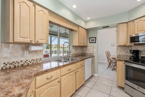 Villa ou maison à vendre à Punta Gorda, Floride: 3 chambres, 159.7 m2 № 2215363 - photo 16