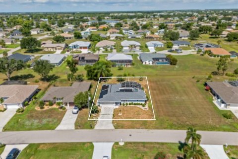 Villa ou maison à vendre à Punta Gorda, Floride: 3 chambres, 159.7 m2 № 2215363 - photo 3