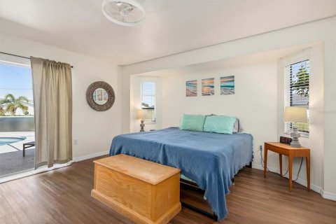 Villa ou maison à vendre à Punta Gorda, Floride: 3 chambres, 159.7 m2 № 2215363 - photo 8