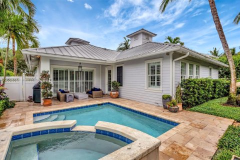 House in Jupiter, Florida 3 bedrooms, 194.82 sq.m. № 1770563 - photo 9