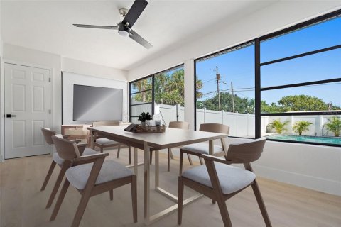 Casa en venta en Saint Petersburg, Florida, 2 dormitorios, 102.19 m2 № 1905001 - foto 21