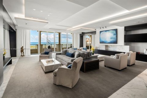 Condo in Miami Beach, Florida, 6 bedrooms № 1958865 - photo 2