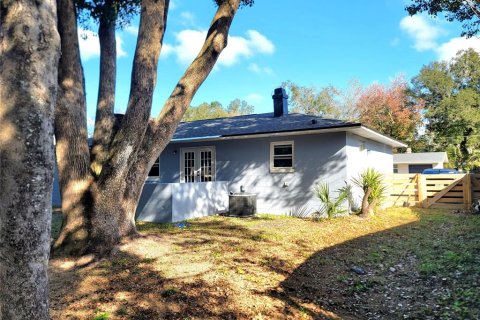 House in Ocala, Florida 3 bedrooms, 112.88 sq.m. № 2230006 - photo 4