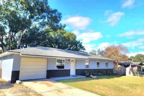 House in Ocala, Florida 3 bedrooms, 112.88 sq.m. № 2230006 - photo 3