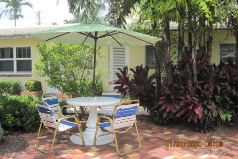 Condo in Delray Beach, Florida, 1 bedroom № 2153871 - photo 2