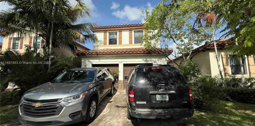 Casa en Homestead, Florida 4 dormitorios, 228.35 m2 № 1881941
